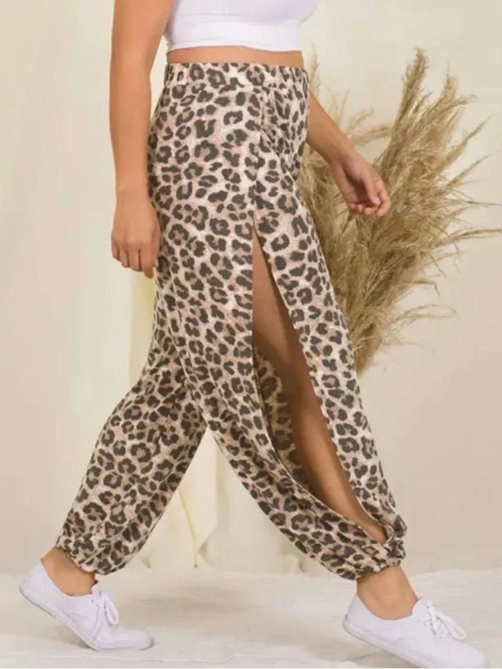 Zenana Outfitters leopard print harem joggers NIP